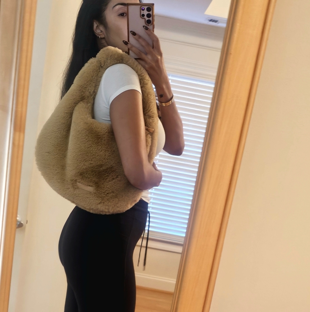 Anthropologie Faux Fur Teddy Melie Bianco Brigitte Satchel Retail $108-EUC-zara